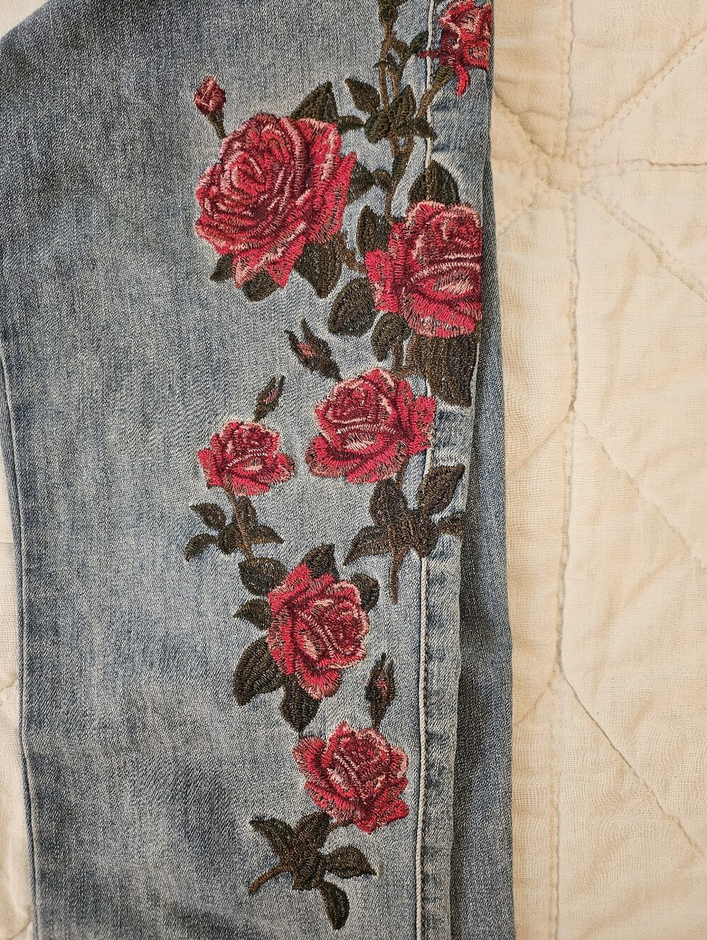 Cotton On 91- Mid Grazer Skinny- Floral Embroidered Jeans- Size 2 - Picture 4 of 9